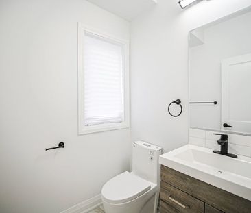 For Lease - 426 Veterans Drive Unit# 4, Barrie, Ontario - Photo 1