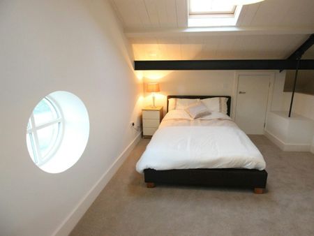 Flat to rent on - Photo 5