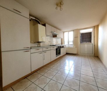 Location Appartement 4 pièces 108m² - Photo 5