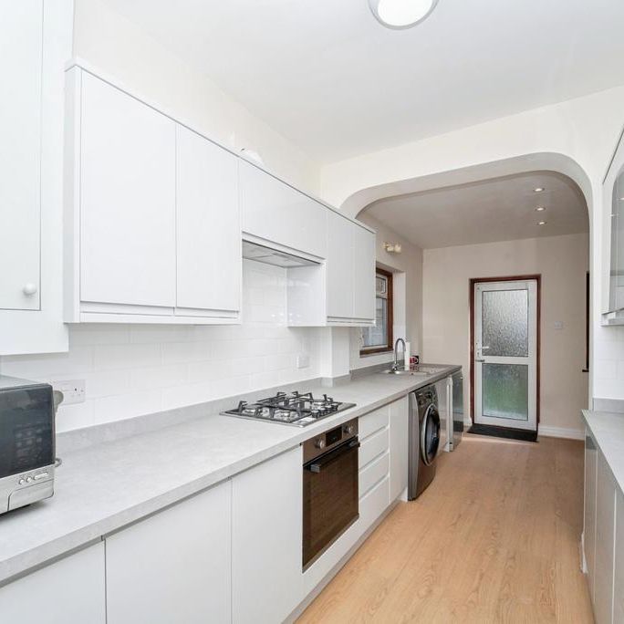 3 bedroom terraced house to rent - Photo 1