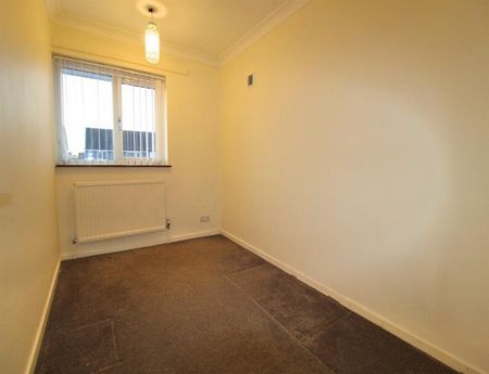 3 Bedroom Semi Detached Available Arranging tenancy - Photo 4