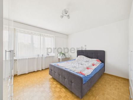 Attractive, light-flooded 3.5-room apartment in Mägenwil - Photo 4