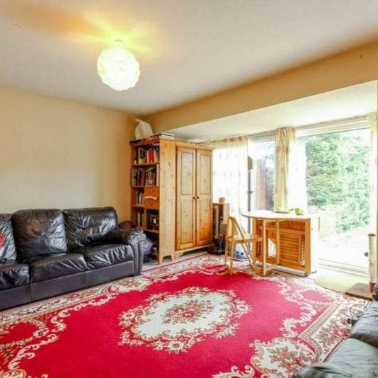 Gean Walk, Hatfield, AL10 - Photo 1