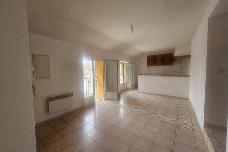 Camaret sur Aigues centre, T3 avec cave - Photo 5