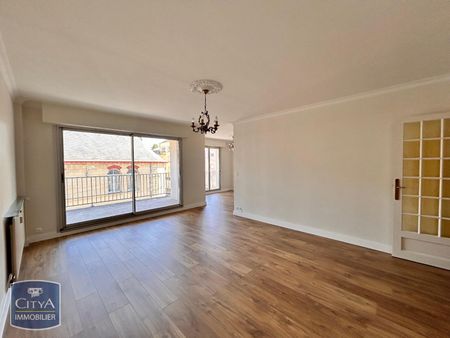 Location Appartement 3 pièces 86m² LAVAL 53000 - Photo 3