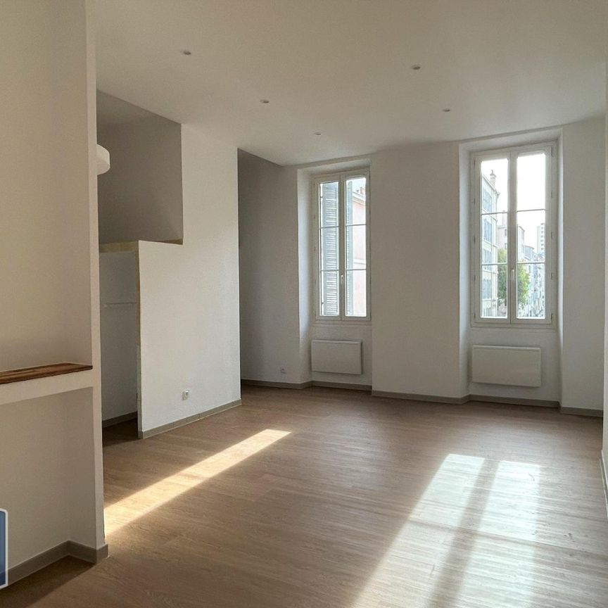 Location Appartement 1 pièce 36m² MARSEILLE 5ème - Photo 1