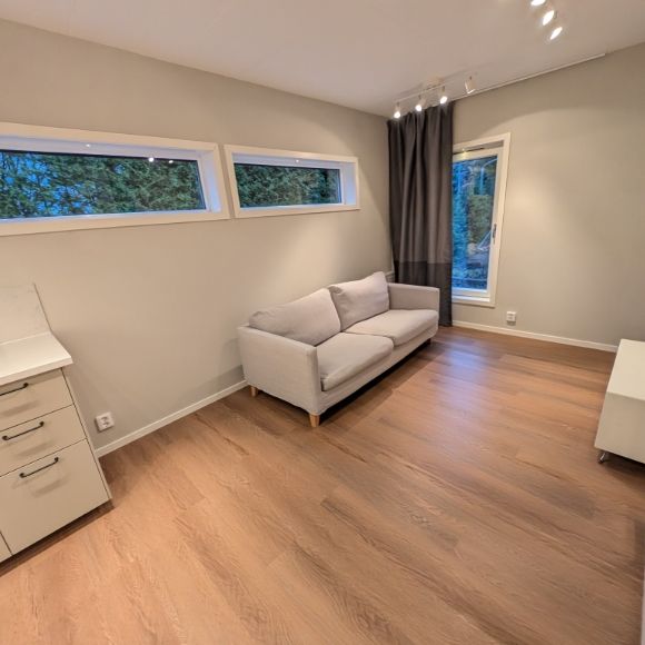 Tyresö - 2.5rok - tillsv - 9.775kr/mån - Photo 1