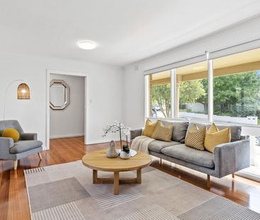 Charming 3-Bedroom Family Home - Prime Location Near Park, Schools ... - Photo 2