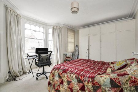 4 bedroom terraced house to rent - Photo 5