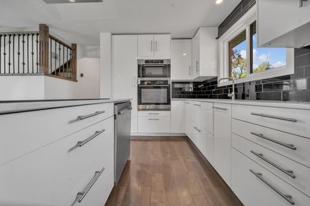 For Lease - 8 Vanderbrent Crescent, Toronto, Ontario - Photo 2