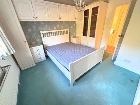 3 bedroom semi-detached house to rent - Photo 5