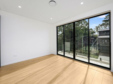 47 Gal Cres, MOOREBANK NSW - Photo 4