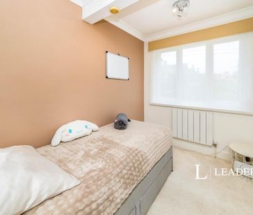 3 bedroom bungalow to rent - Photo 3