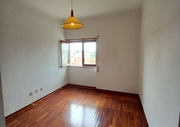 Apartamento T3 - Não Mobilado - Ladeira das Alpenduradas