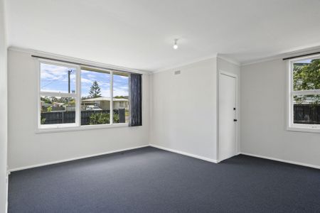 Recently Renovated Family Home - Photo 5