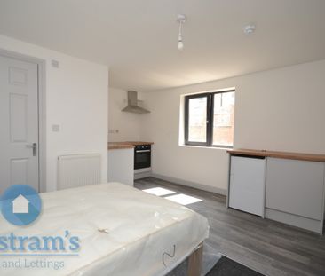 1 bed Studio for Rent - Photo 3