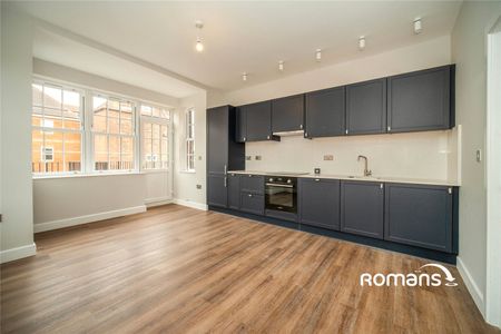 Broad Street, Wokingham, Berkshire, RG40 - Photo 2
