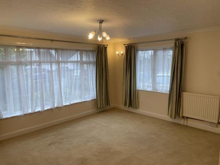 4 bedroom bungalow to rent - Photo 2