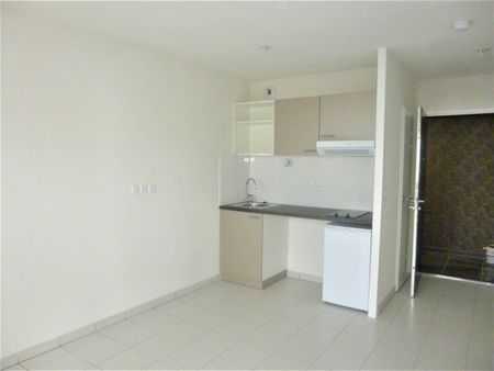 Location Appartement 2 pièces 35m² DOUAI 59500 - Photo 4