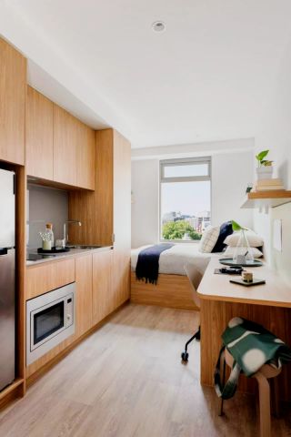 Medium Studio View - Photo 2