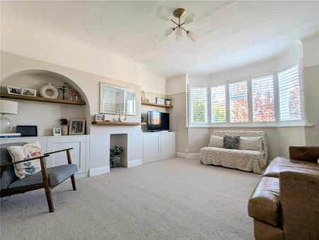 Parklawn Avenue, Epsom, Surrey, KT18 7SJ - Photo 3