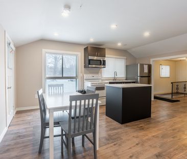 For Lease - 651 16th Avenue, Richmond Hill, Ontario - Photo 1