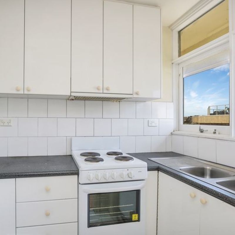 65/51 Roslyn Gardens, Elizabeth Bay NSW 2011 - Studio For Rent | Domain - Photo 1