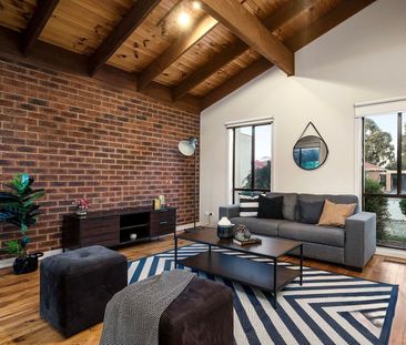 What A Location! - Photo 1