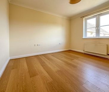 Maple Way, CM6, Dunmow - Photo 3