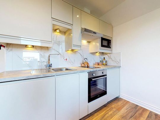 Studio to rent - Photo 1