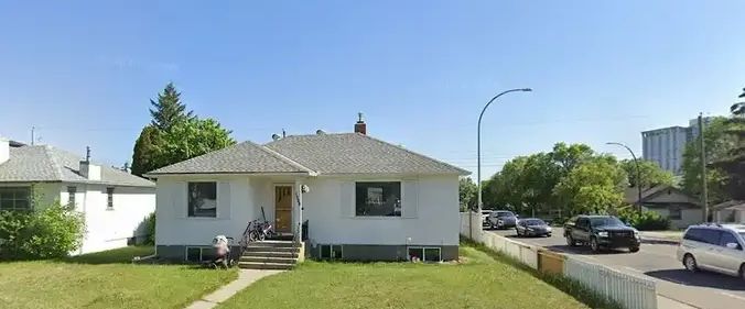 Cozy 2 Beds and 2 bathrooms basement suite | 1029 19 Avenue Northwest, Calgary - Photo 1