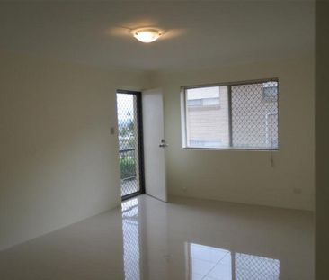 HIGH ON THE HILL - Photo 6