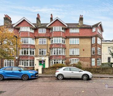 4 bedroom flat to rent - Photo 4