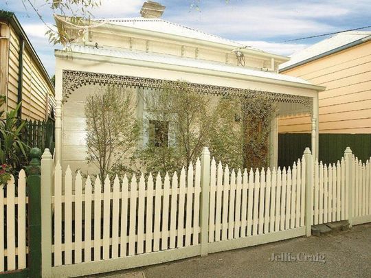 4 Cliff Street, Brunswick - Photo 1