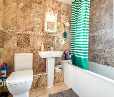 1 bedroom detached house to rent - Photo 2