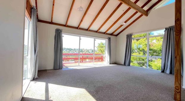 3-Bedroom Family Home in Sunnynook – Great Loc... - Photo 1