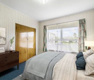 Charming 3BR 1 BATH Home in Papakura - Photo 5