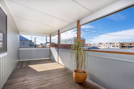 Home For Rent - Photo 3