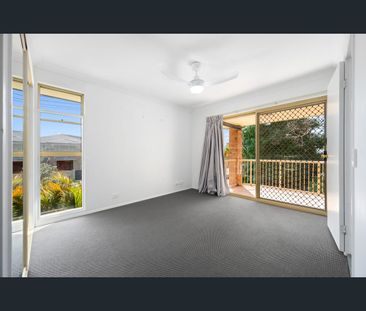 1/35 Huth Street, Labrador, Qld 4215 - Photo 5