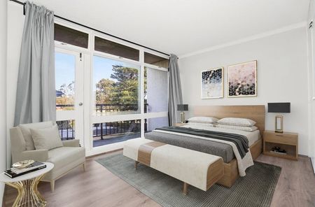 This 3 Bedroom apartment is sure to impress!!! - Photo 5