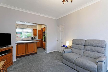 3 bedroom detached house to rent - Photo 3