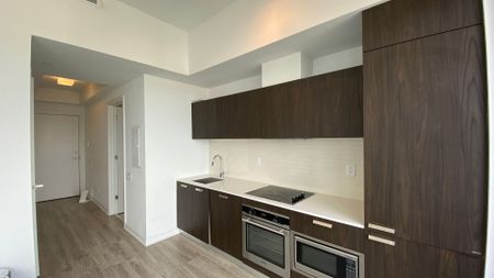 For Lease - 50 Charles Street Unit# 4602, Toronto, Ontario - Photo 4
