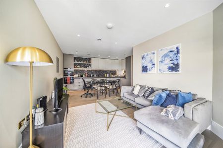 3 bedroom apartment to rent - Photo 3