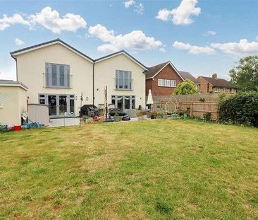 Northumberland Avenue, Aylesbury, HP21 - Photo 4