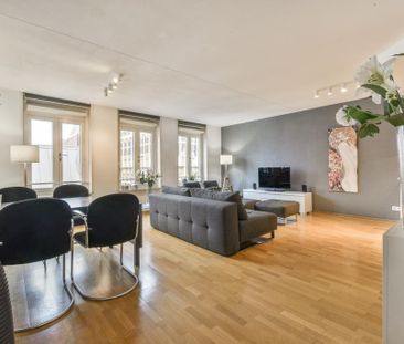 Appartement te huur: Kalverstraat 220-D 1012 XJ Amsterdam - Photo 2