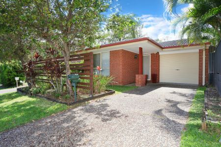 Charming Home in Prime Nerang Location - Photo 2