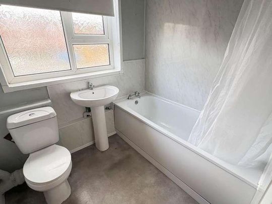 Dean Church House, Fifth Avenue, Portsmouth, PO6 - Photo 1