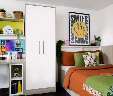 Extra Large Studio - Photo 1