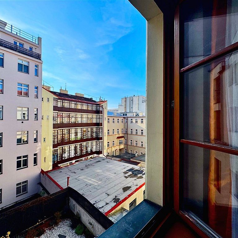 Pronájem bytu 2+kk 73 m² - Photo 1