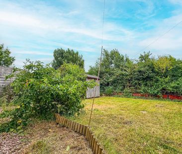 2 bedroom semi-detached house to rent - Photo 3